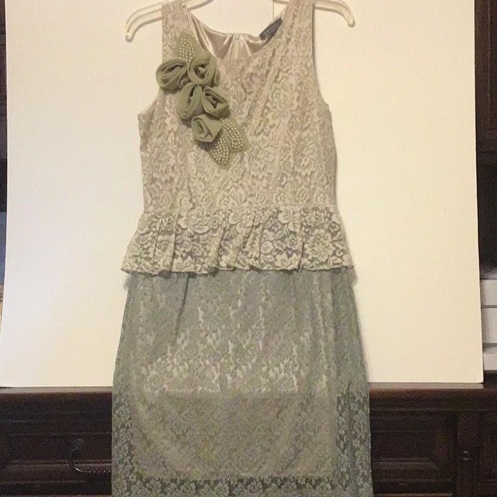 Lace Dress by Grecia